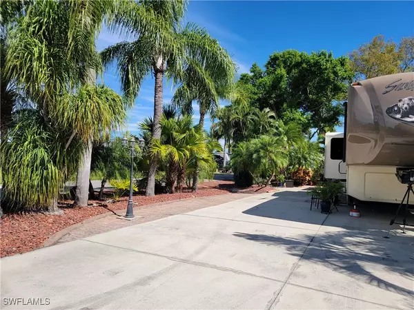 Fort Myers, FL 33905,5761 Brightwood DR