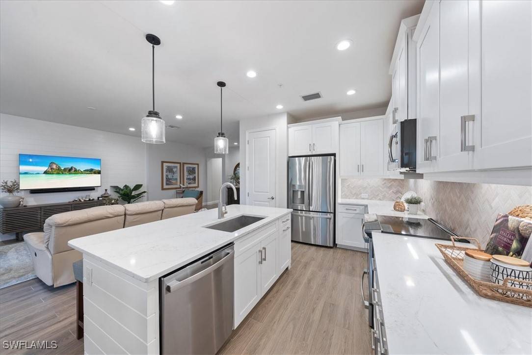 Naples, FL 34112,2554 Seychelles DR #906