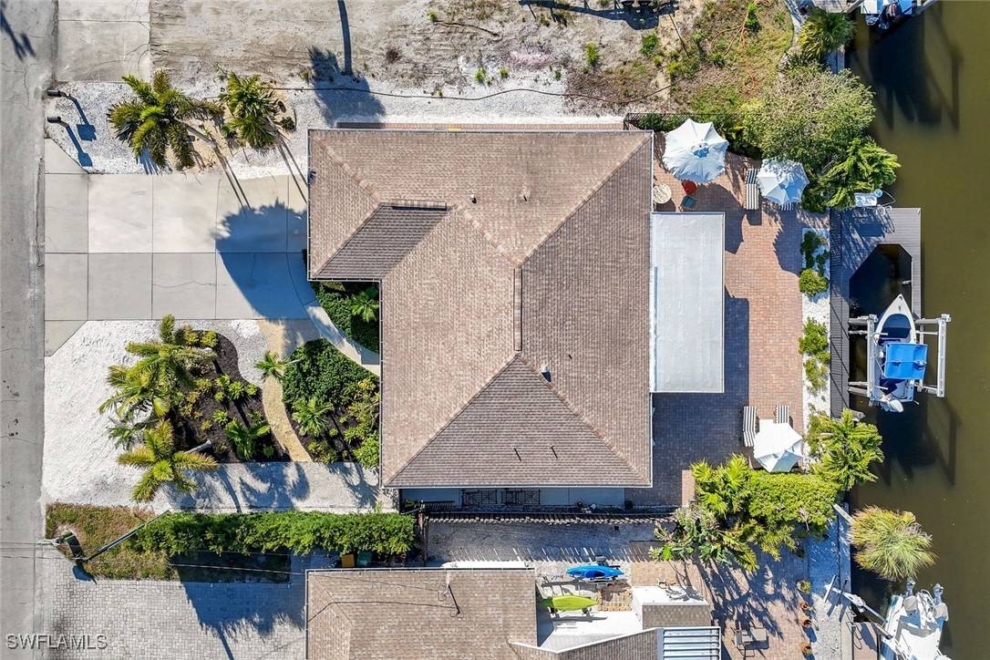 Naples, FL 34112,2737 Shoreview DR