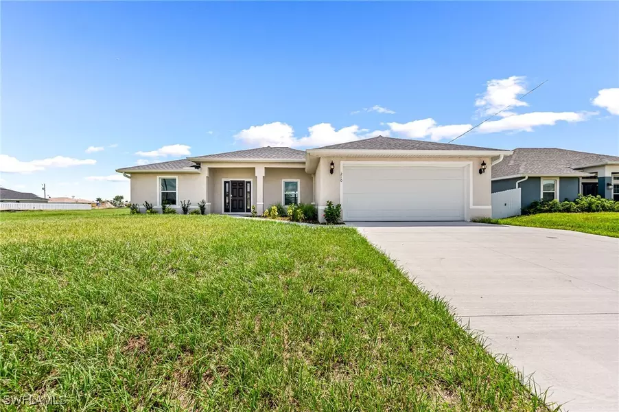 324 Wilmington Pkwy, Cape Coral, FL 33993