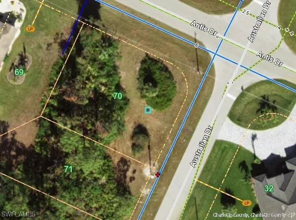 Rotonda West, FL 33947,255 Australian DR