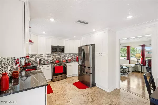 Fort Myers, FL 33907,8501 Chatham ST