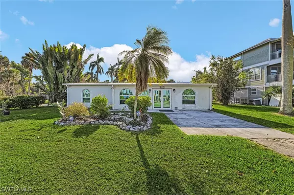 Fort Myers, FL 33905,4826 E Riverside DR