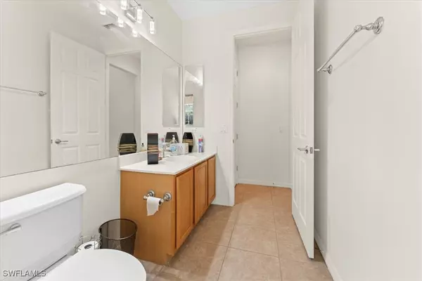 Naples, FL 34120,2082 Sagebrush CIR