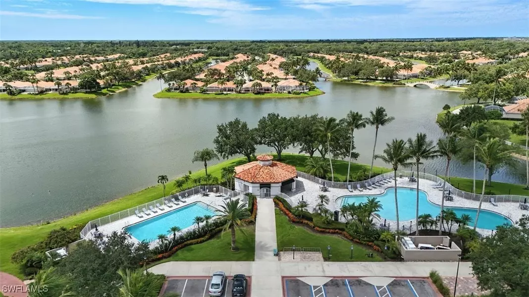 4588 Pasadena CT, Naples, FL 34109