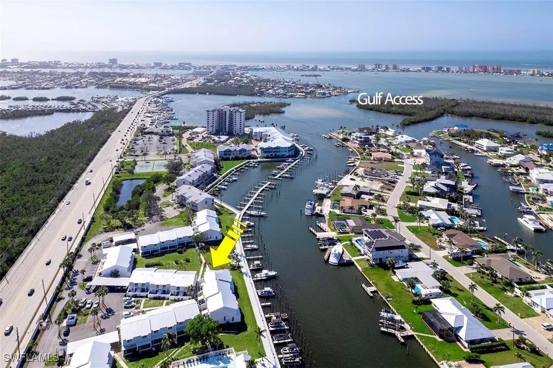 Fort Myers Beach, FL 33931,18048 San Carlos BLVD #148