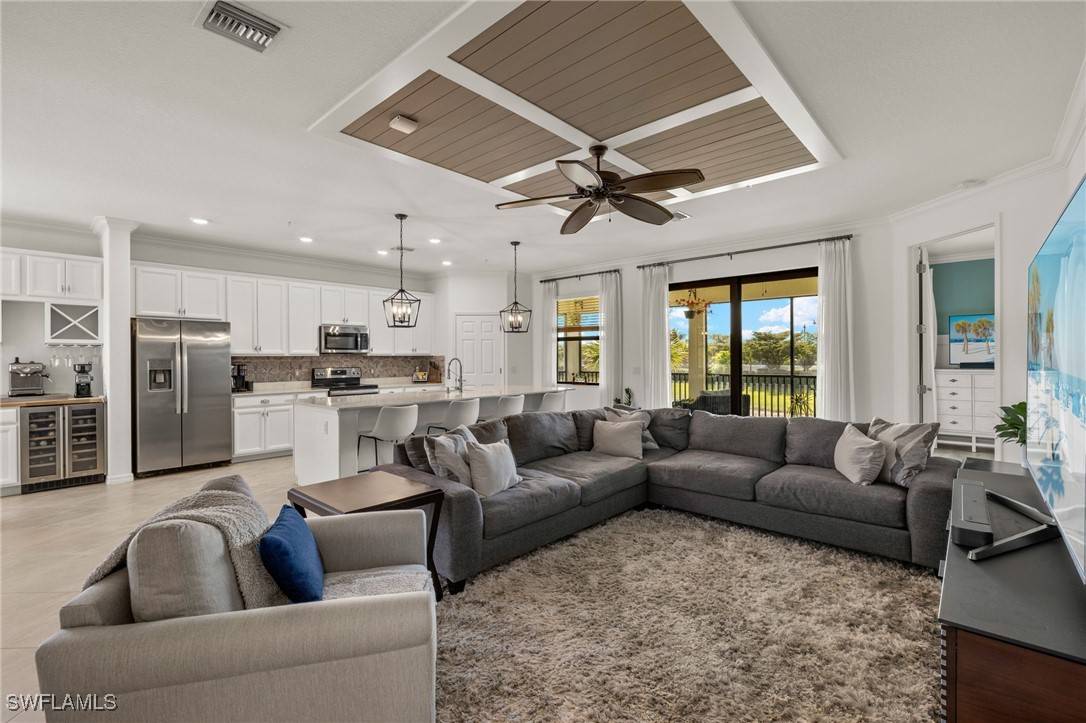 Fort Myers, FL 33913,12035 Hawthorn Lake DR #201