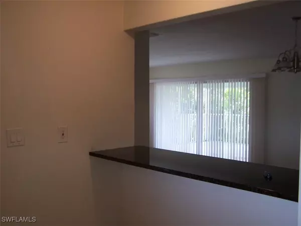 Cape Coral, FL 33904,1721 SE 46th LN #11