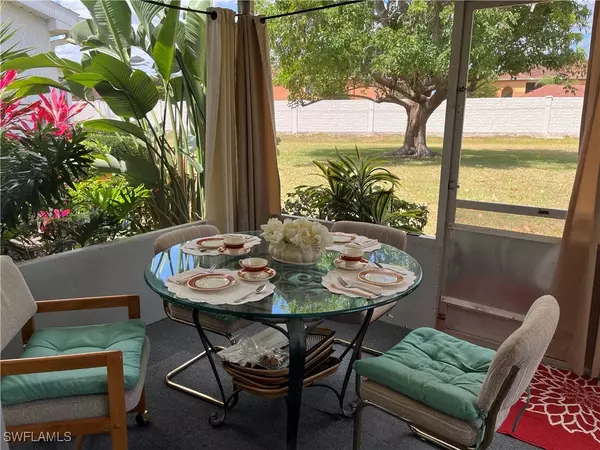 Fort Myers, FL 33919,1237 Myerlee COuntry Club BLVD