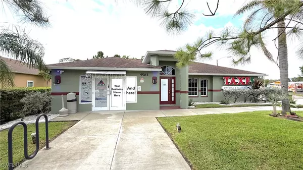 Lehigh Acres, FL 33971,4503 Lee BLVD