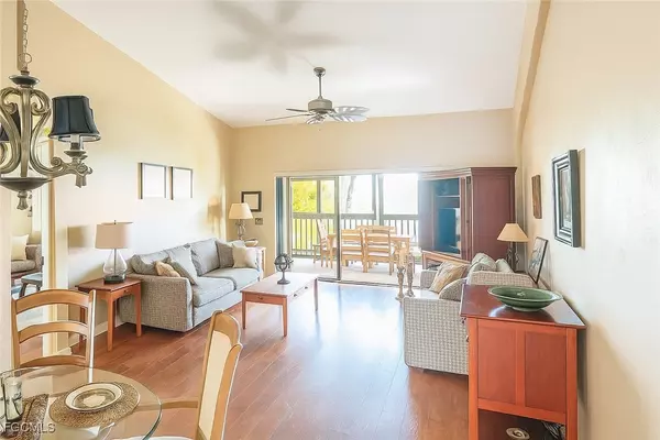 11570 Caravel CIR #2022, Fort Myers, FL 33908