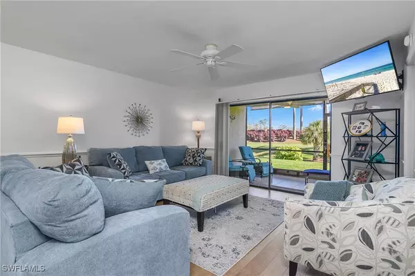 7260 Coventry CT #407,  Naples,  FL 34104