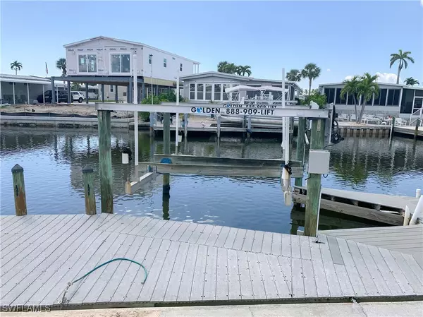 Fort Myers Beach, FL 33931,17810 Stevens BLVD
