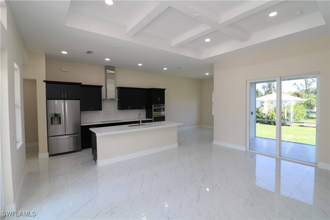 Naples, FL 34112,3259 Karen DR