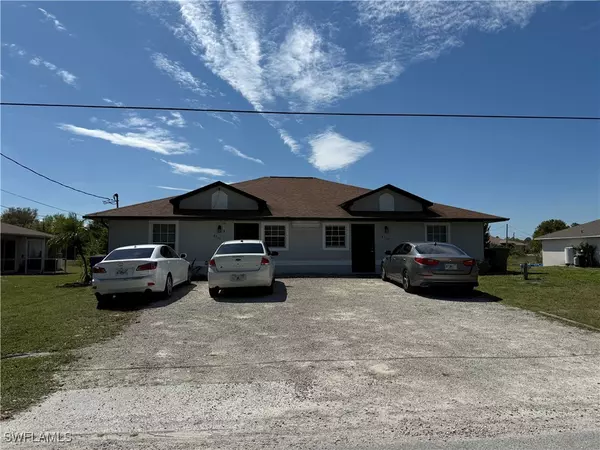 4517/4519 25 ST, Lee, FL 33973