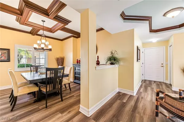 Naples, FL 34113,8181 Saratoga DR #902