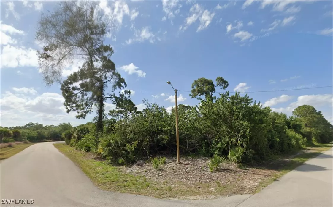 Lehigh Acres, FL 33974,536 Osage AVE S
