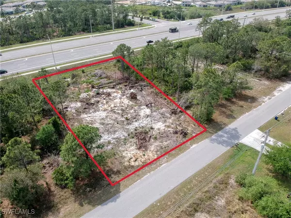 Lehigh Acres, FL 33973,924 Meadow RD