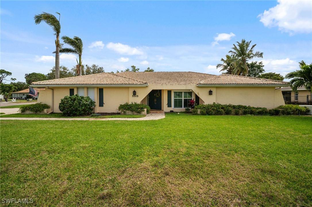 5525 New Pine Lake DR, Fort Myers, FL 33907