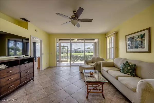 Fort Myers, FL 33919,9321 Alamander CT #204