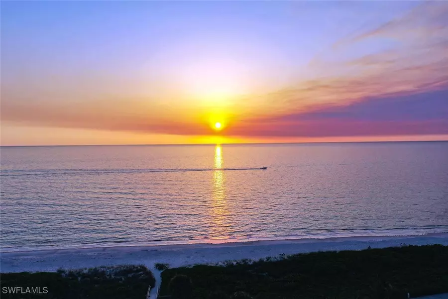 4005 Gulf Shore BLVD N #805, Naples, FL 34103