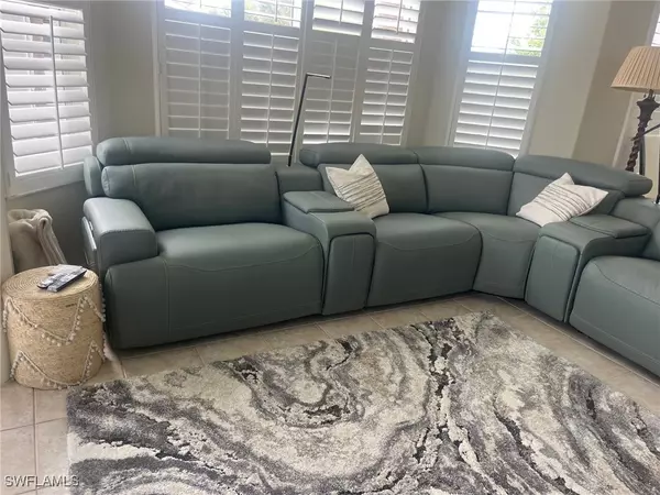 Fort Myers, FL 33908,16481 Millstone CIR #207