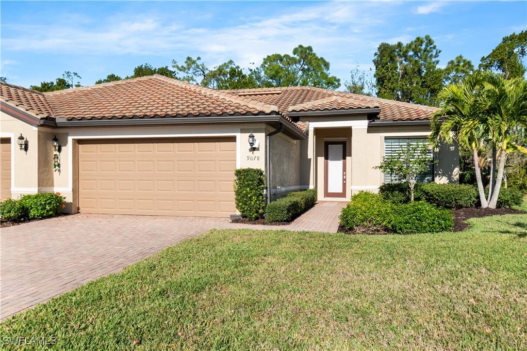 Fort Myers, FL 33913,9078 Triangle Palm LN