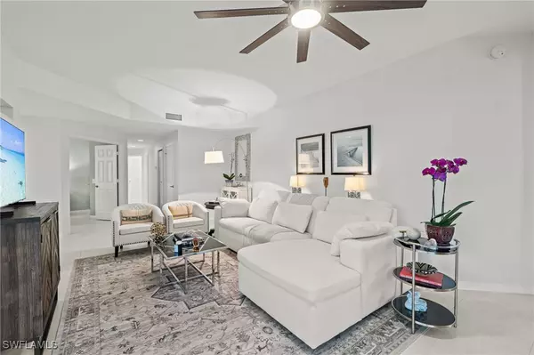 Bonita Springs, FL 34134,27021 Oakwood Lake DR #102