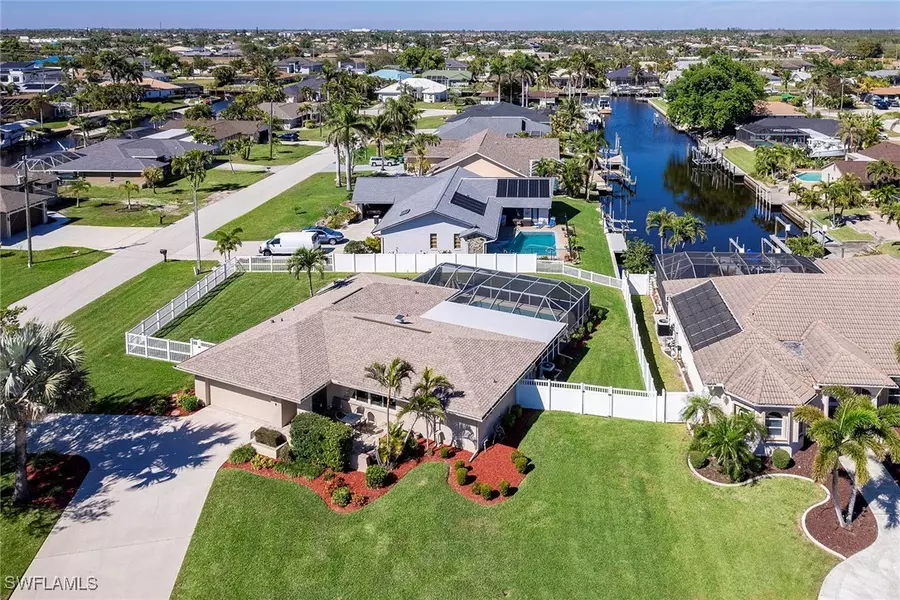 1931 SE 26th ST, Cape Coral, FL 33904