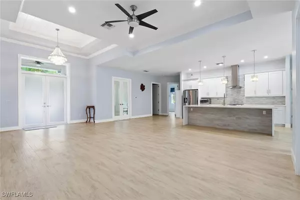 Naples, FL 34117,235 6th ST SE