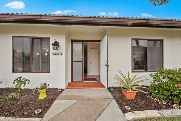 Fort Myers, FL 33901,1422 Park Shore CIR #4