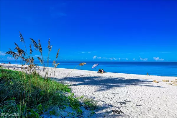 Naples, FL 34108,21 Bluebill AVE #902