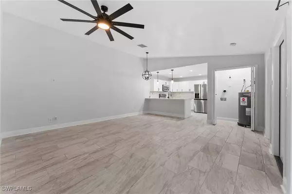 Fort Myers, FL 33908,6312 Royal Woods DR