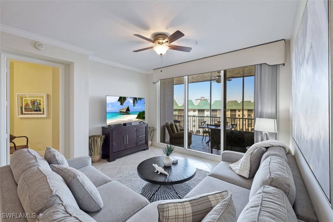 400 Flagship DR #504, Naples, FL 34108