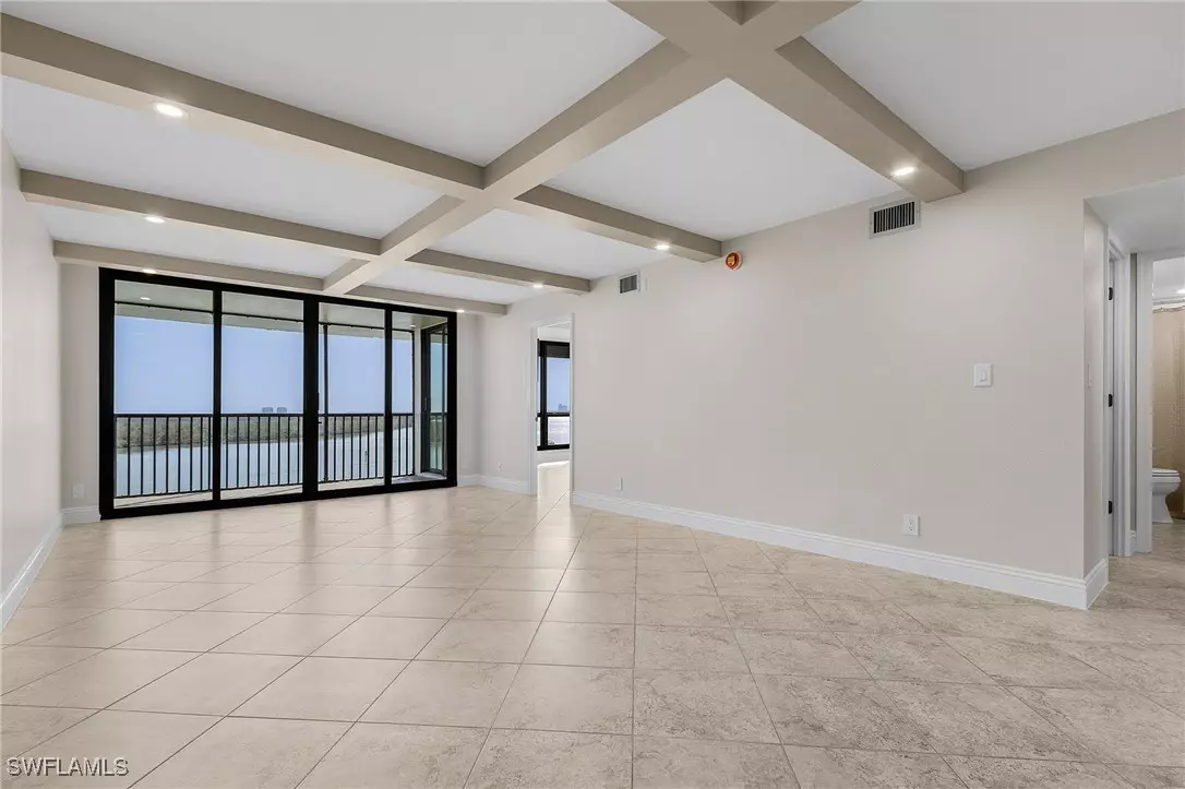 Fort Myers Beach, FL 33931,4253 Bay Beach LN #B5