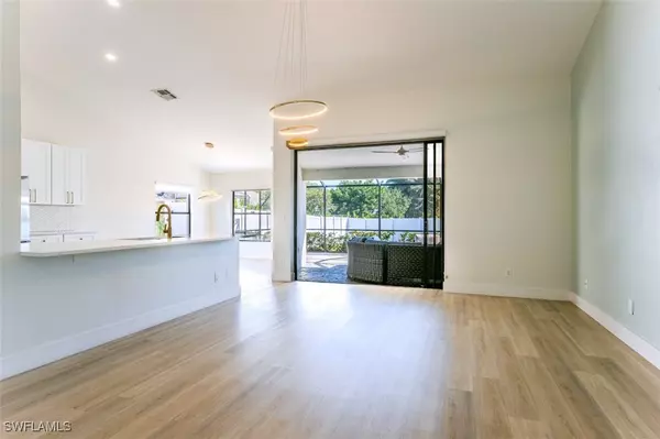 Naples, FL 34104,662 LAMBTON LN