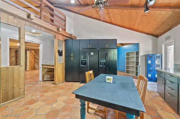 Naples, FL 34117,3775 27th AVE SW