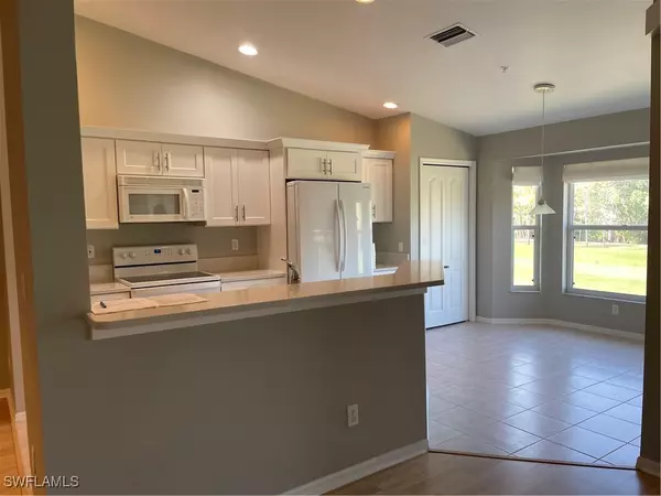 Naples, FL 34119,2925 Cypress Trace CIR #203