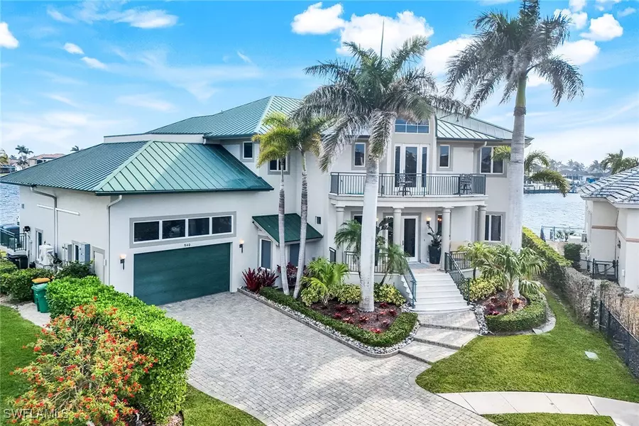 940 Tulip CT, Marco Island, FL 34145