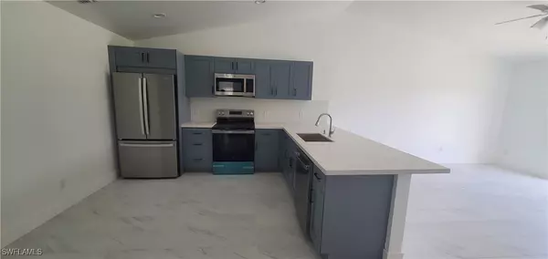 Lee, FL 33972,Chestnut 671 ST E