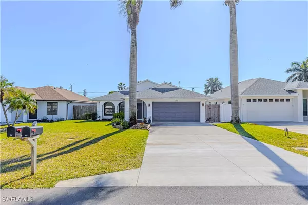 Naples, FL 34108,754 105th AVE N