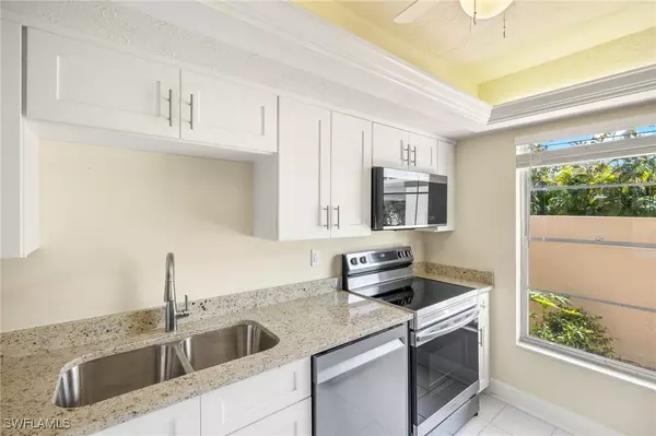 Fort Myers, FL 33908,16211 Dublin CIR #104