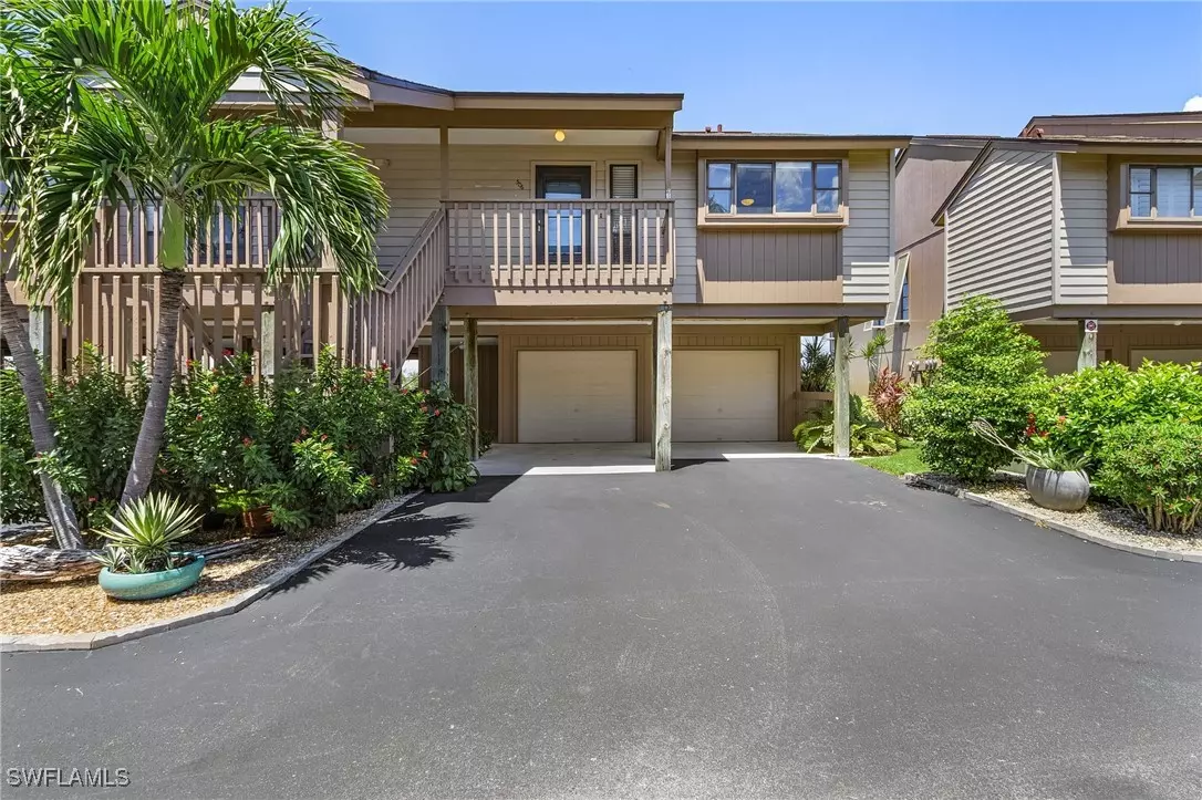 Bokeelia, FL 33922,7596 Captains Harbor DR #506
