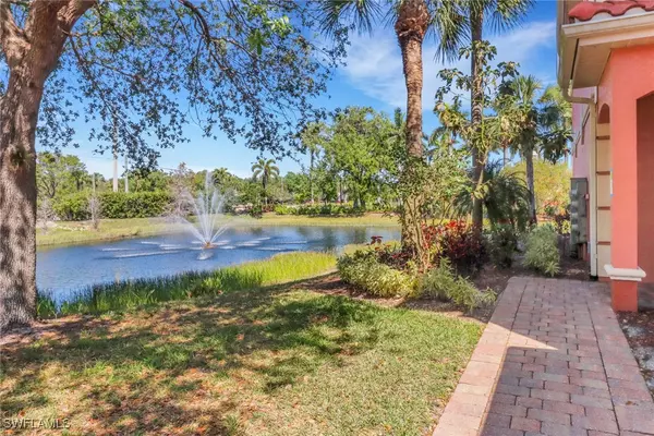 20140 Estero Gardens CIR #101, Estero, FL 33928
