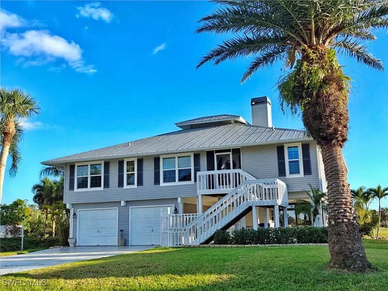 7725 Grande Pine RD, Bokeelia, FL 33922