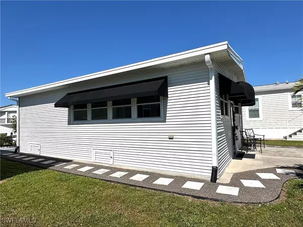 Estero, FL 33928,4550 Sawmill DR E