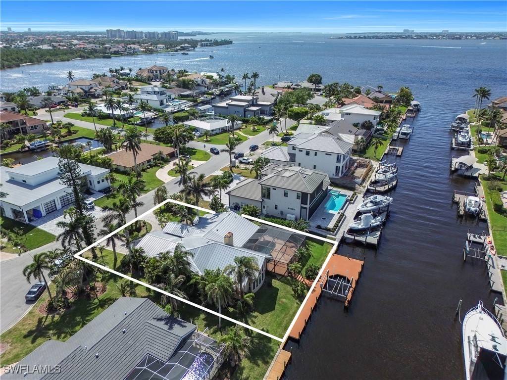 813 Cape View DR, Fort Myers, FL 33919