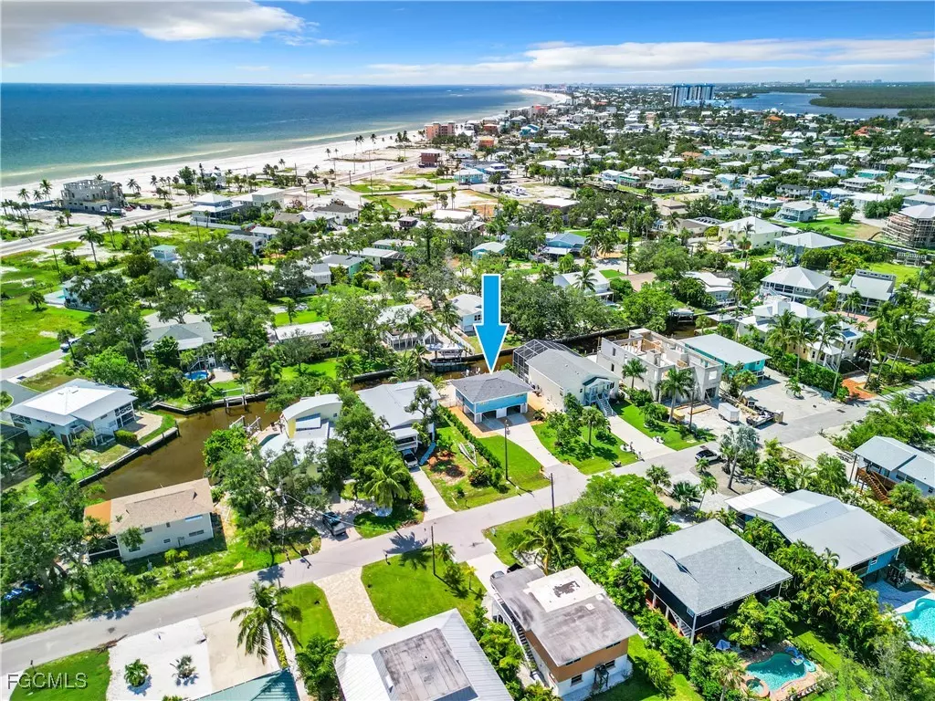Fort Myers Beach, FL 33931,244 Dundee RD
