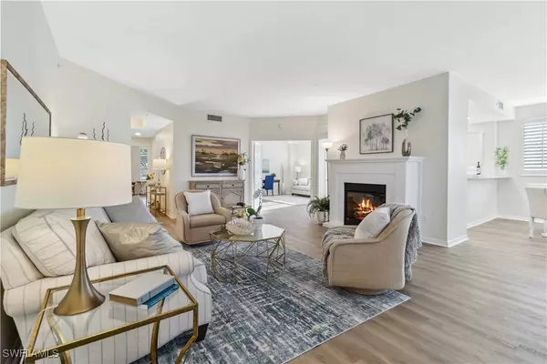 Naples, FL 34110,1001 Arbor Lake DR #101