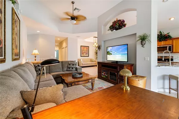 Estero, FL 33928-3915,19081 RIDGEPOINT DR #201